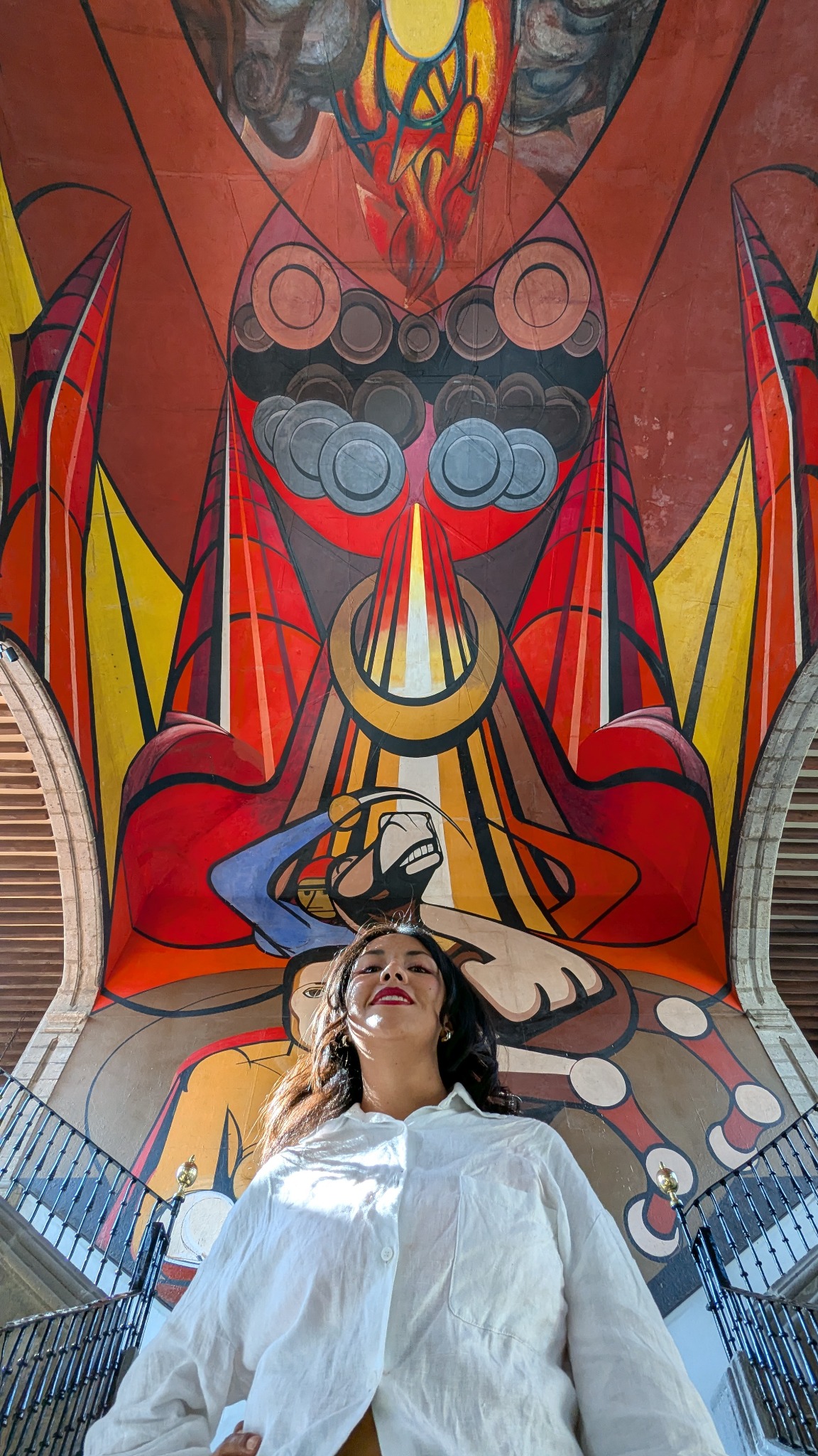 Alternative Historic Center Tour: Murals, Legends and Underground Sites.
